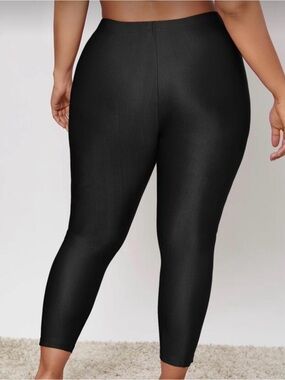 Plus-Size Black High-Waist Leggings